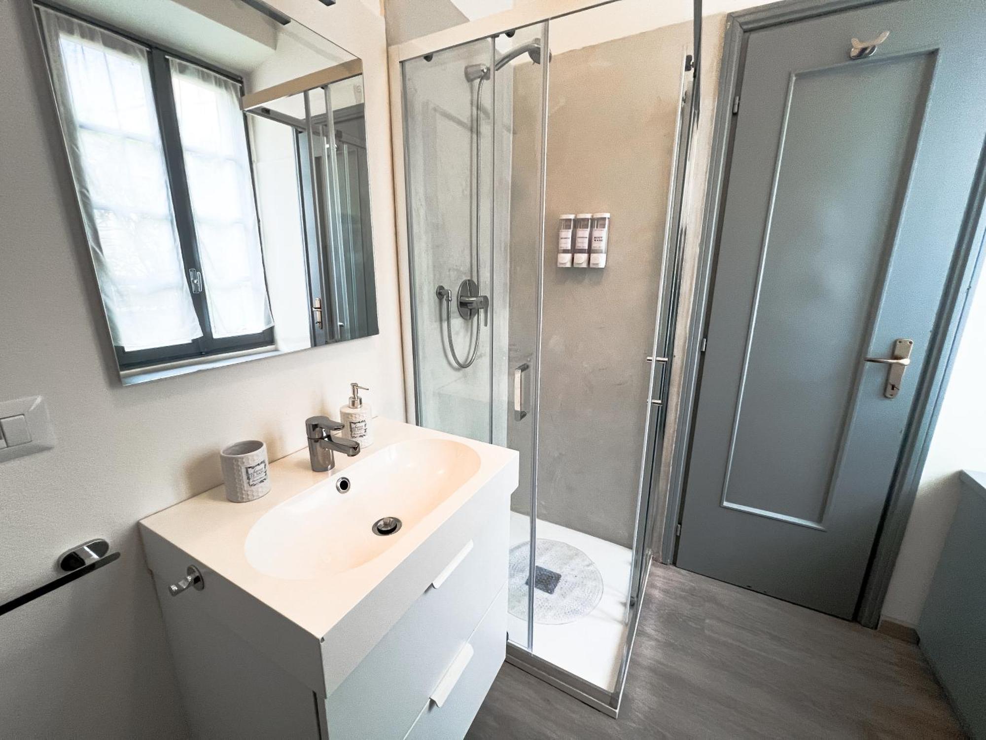 Cozy Duomo Retreat Apartment Como Exterior photo